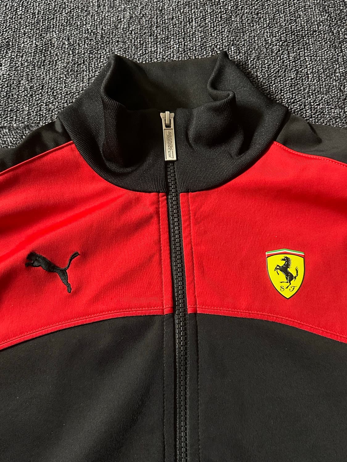 PUMA × Ferrari 스쿠데리아 트랙 자켓 M 상품이미지5