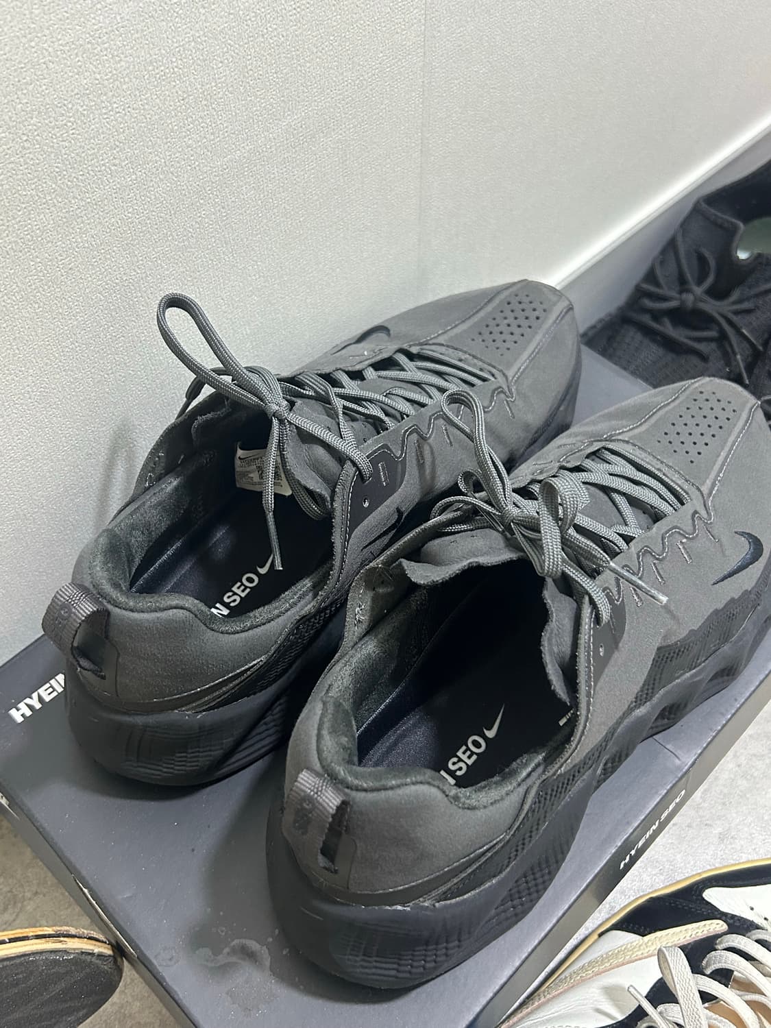 나이키X혜인서 아바로버 블랙 280 상품이미지2