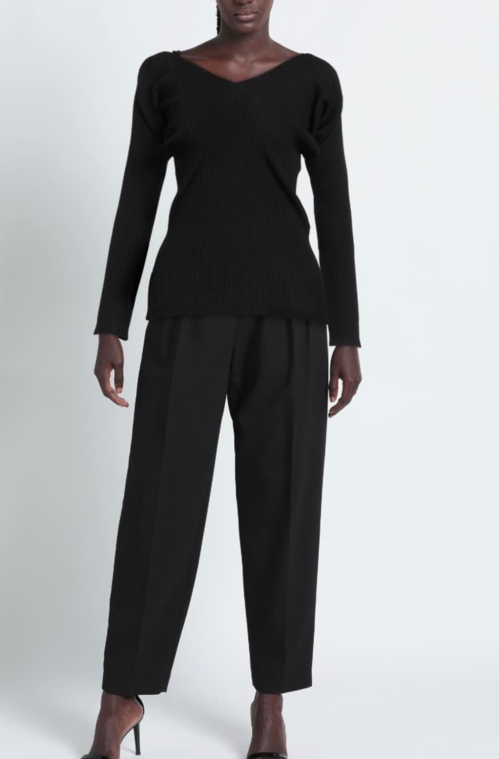 로우클래식 브이넥 립니트  상품이미지1