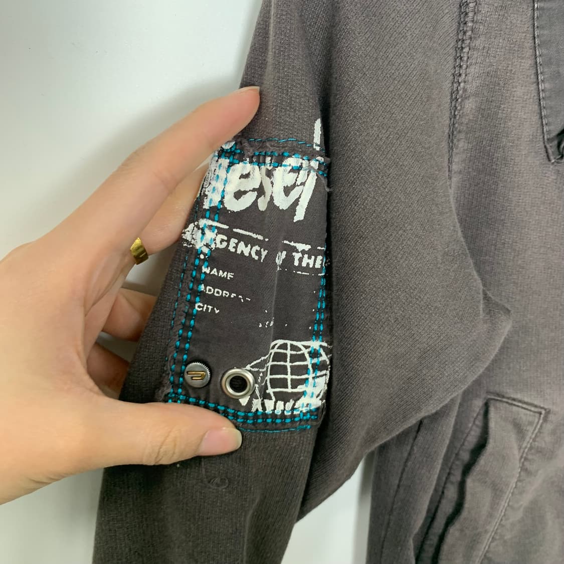 디젤 y2k 와투케 차콜 코튼 집업 상품이미지4