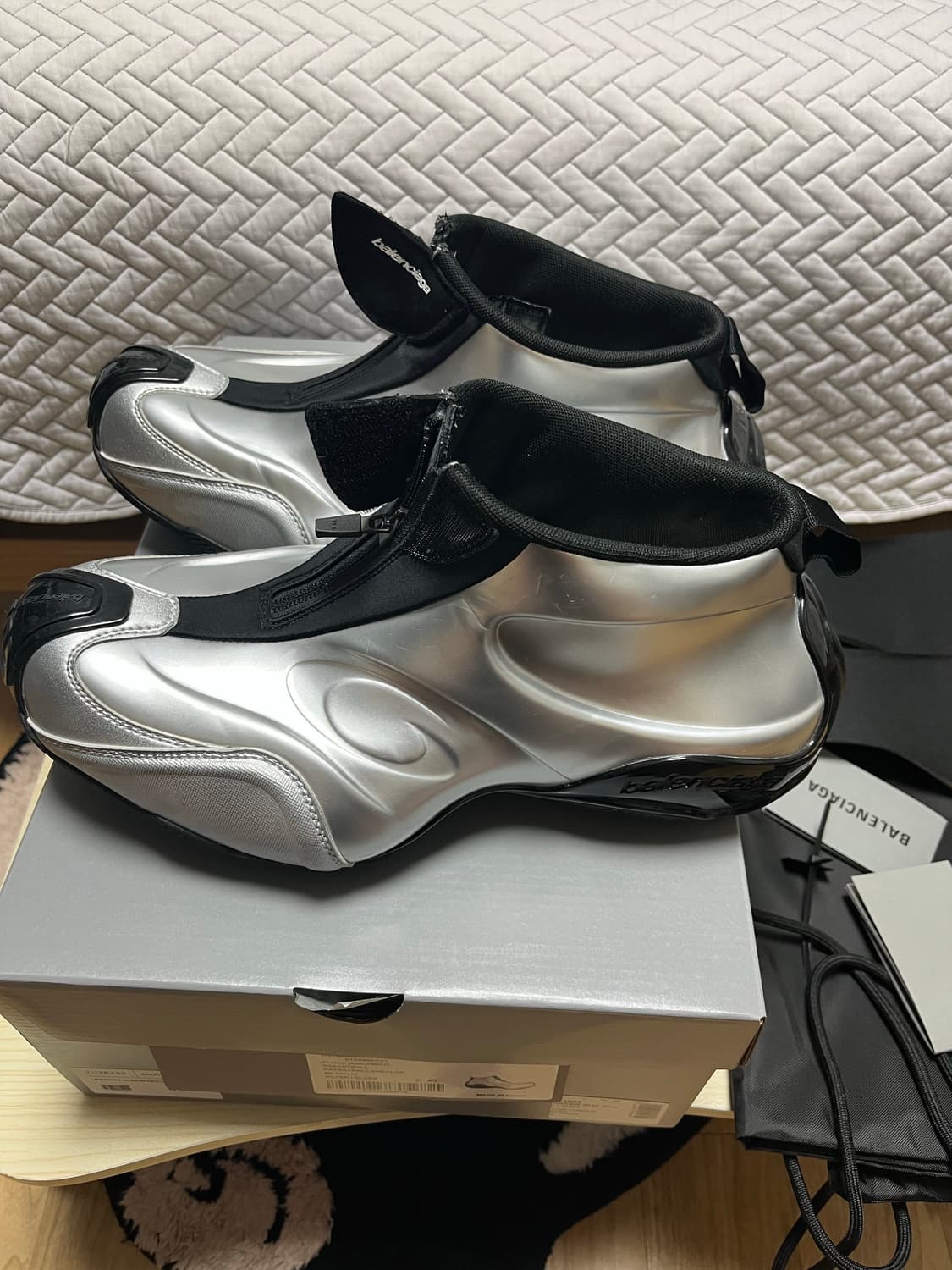 [40] 발렌시아가 바스켓볼 스니커즈 실버 상품이미지6