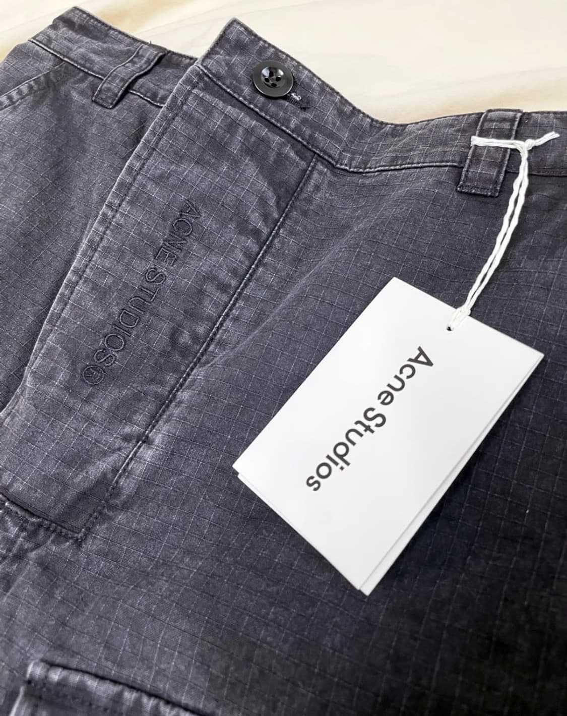 아크네 스튜디오 컨버터블 카고 워싱 진 상품이미지4