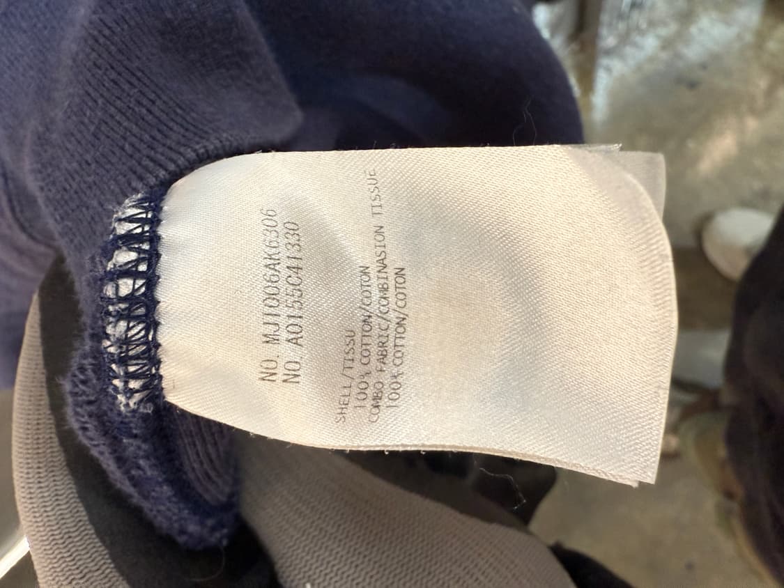 톰브라운 정품 네이비 사선 맨투맨 2사이즈 상품이미지8