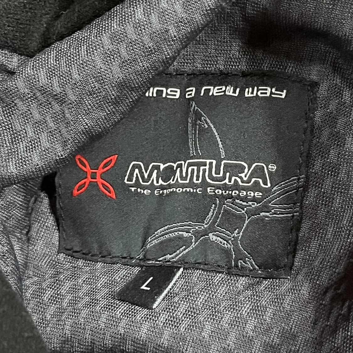 [정품/L] 몬츄라 레드 블랙 바람막이 자켓 b18 상품이미지5