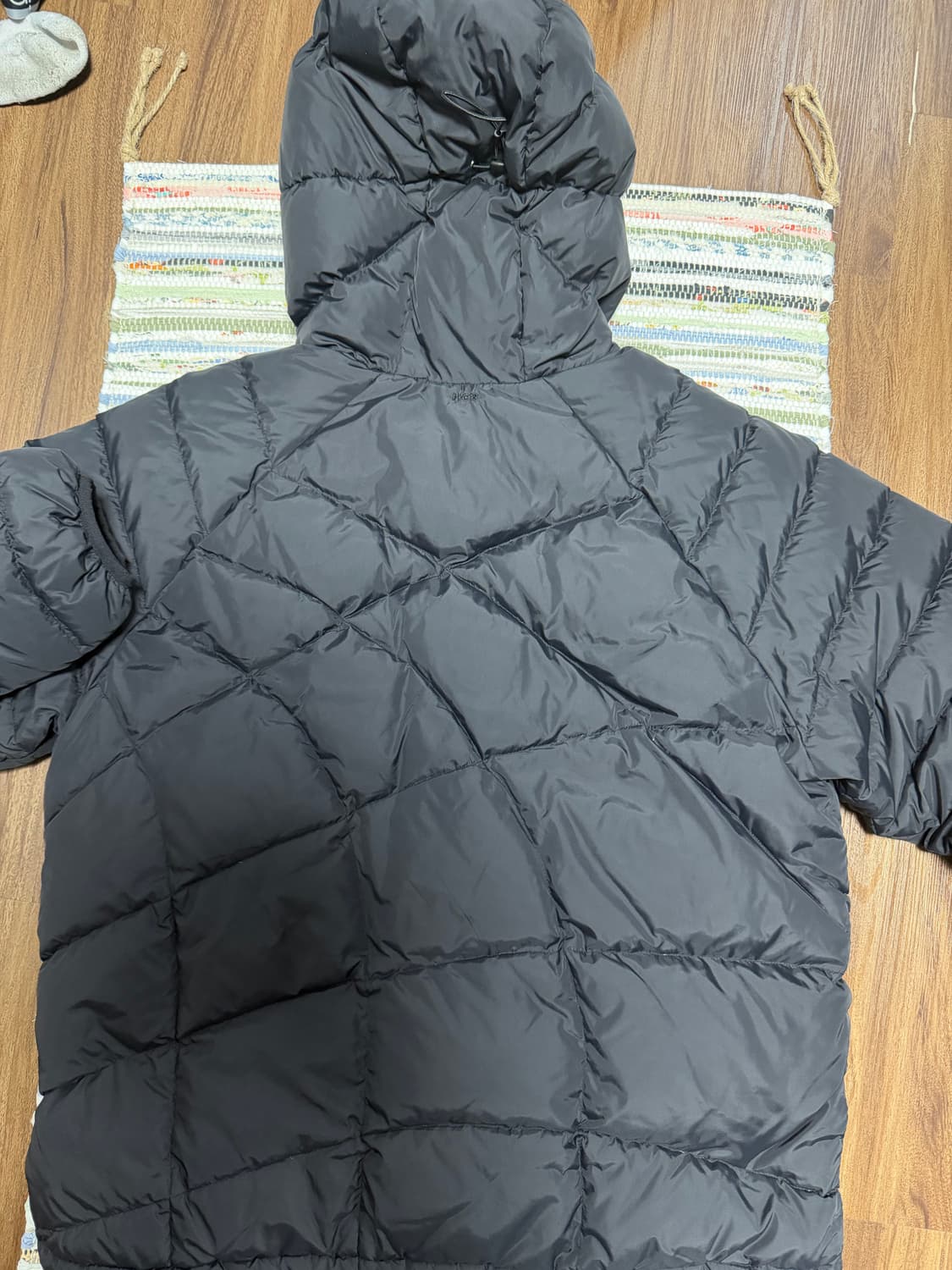 [급처]해칭룸 웹 경량패딩 4 사이즈 24FW 판매합니다 상품이미지3