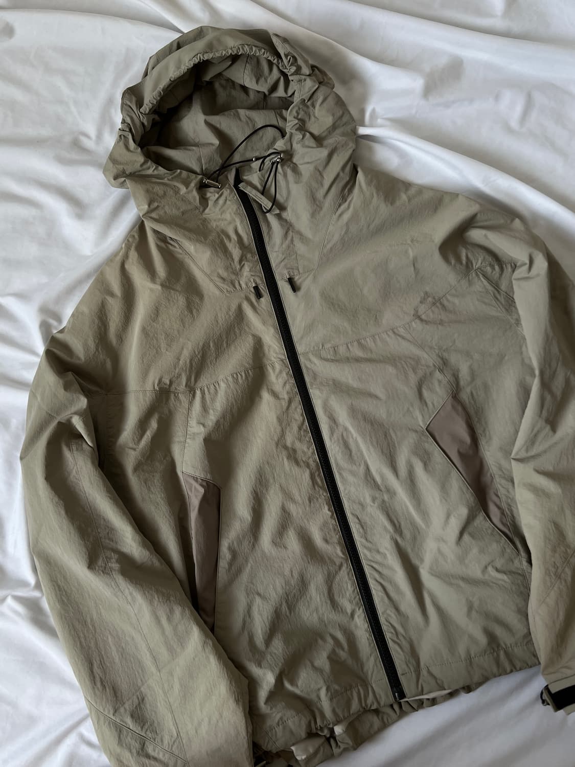 [M] 인사일런스 콘트라스트 패널 테크 자켓 상품이미지2