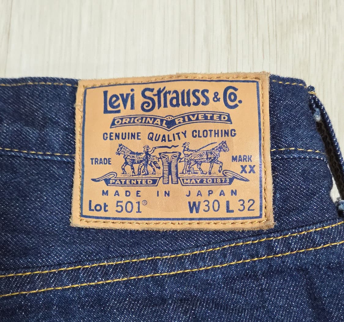 (착샷) 리바이스 501 블루탭 1980s 재팬 데님 상품이미지5