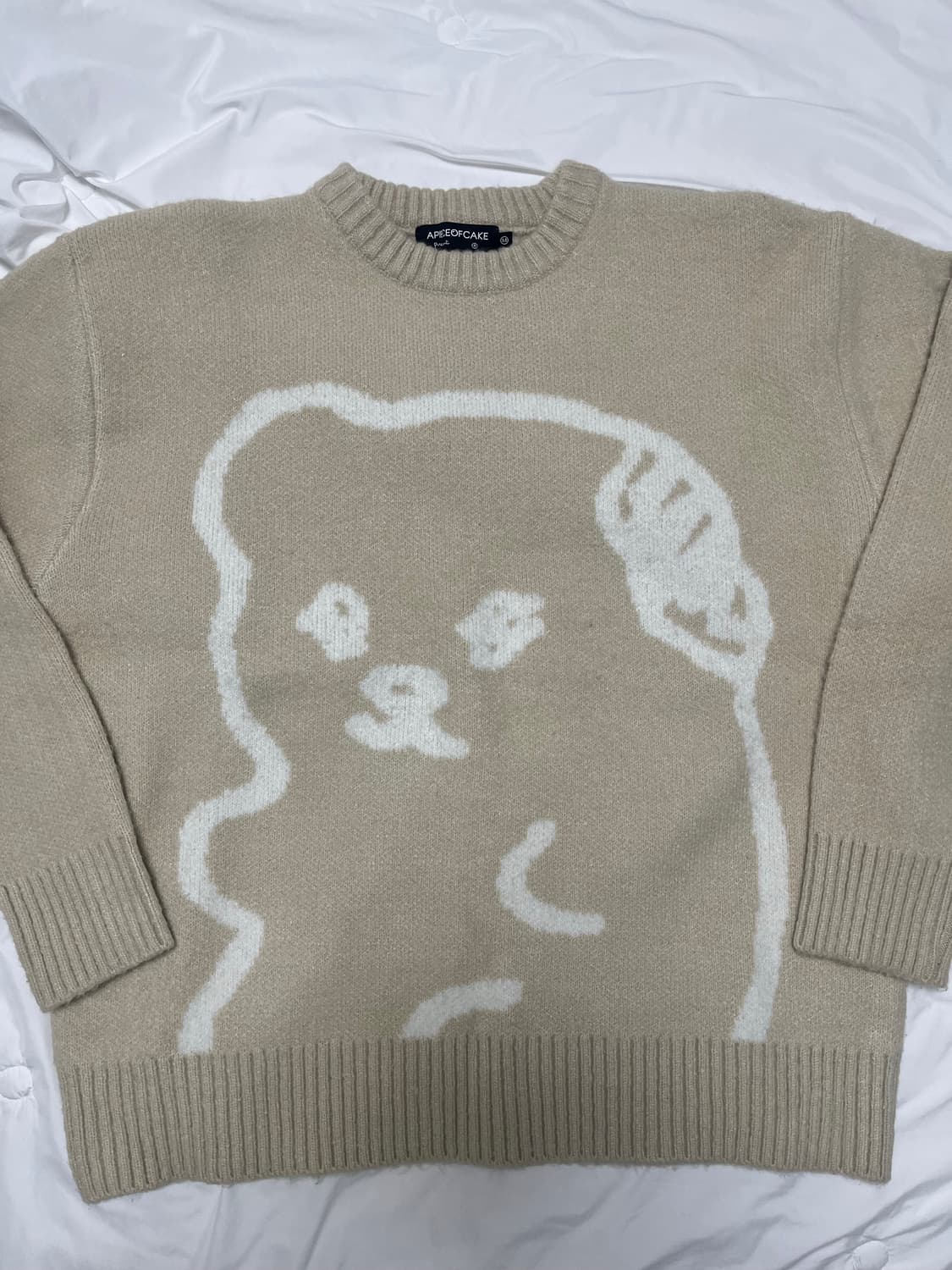 [어피스오브케이크] 곰돌이 니트 M 베이지 상품이미지1