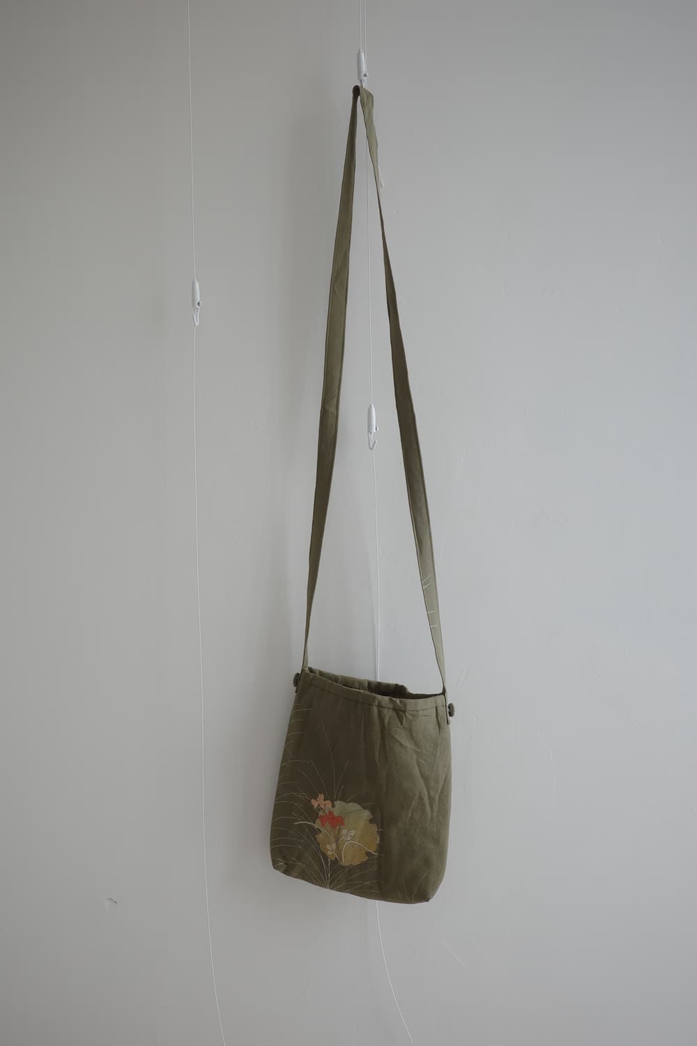 Vintage khaki crossbag 상품이미지3