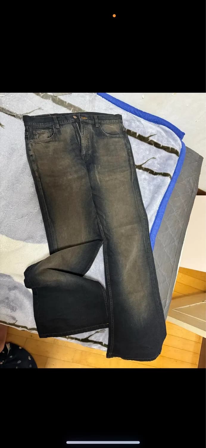 [m] 발렌시아가 플레어진 22fw 상품이미지3