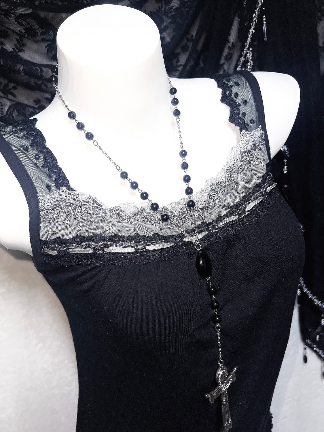 엑팜깔 로맨틱고딕 고스로리 펑크 레이스 도트 슬리브리스 나시 오리엔탈 상품이미지1