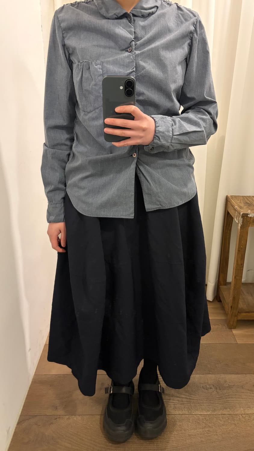 Whole Shirring Detail Blouse 상품이미지3