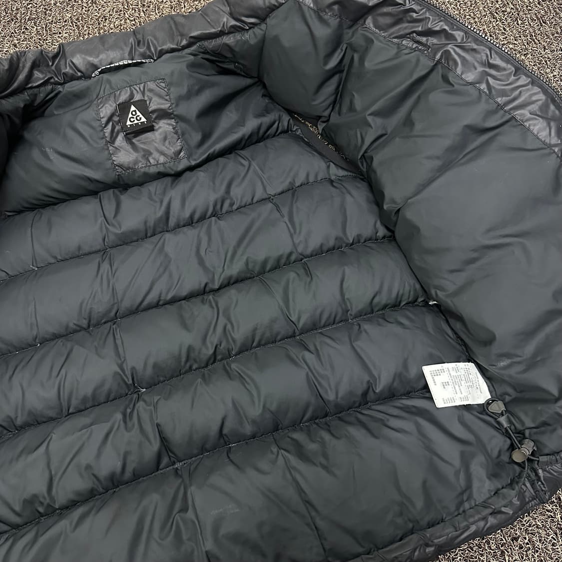 NIKE 나이키 ACG 구스다운 패딩 조끼 블랙 M 상품이미지8