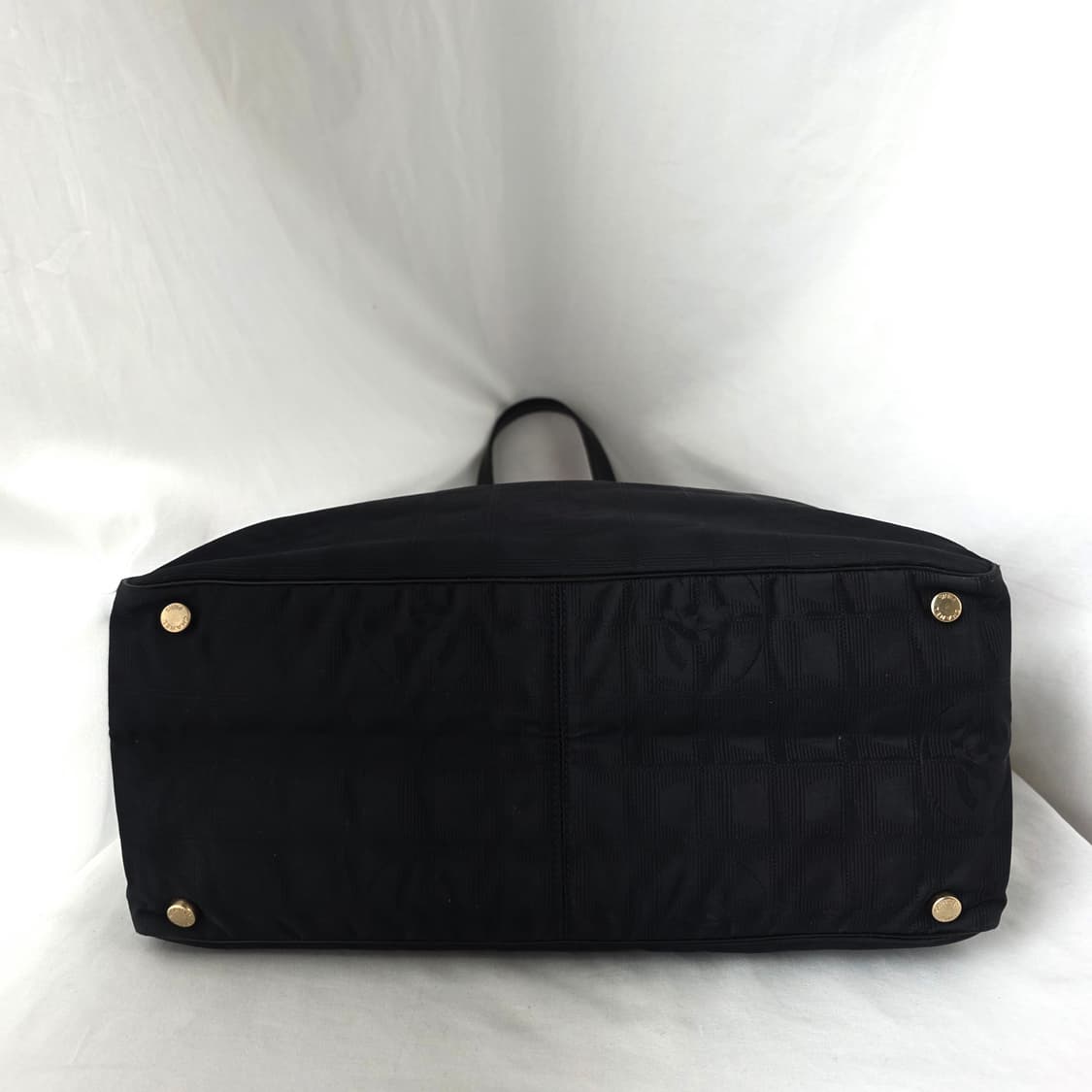 [정품 CHANEL] 샤넬 나일론 뉴트래블백 쇼퍼백 토트백 상품이미지6