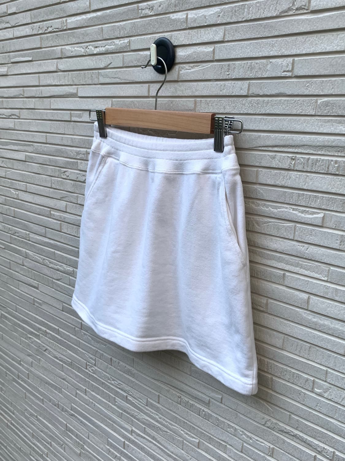 이세이미야케 HAI 스웻 스커트 (white) 상품이미지3