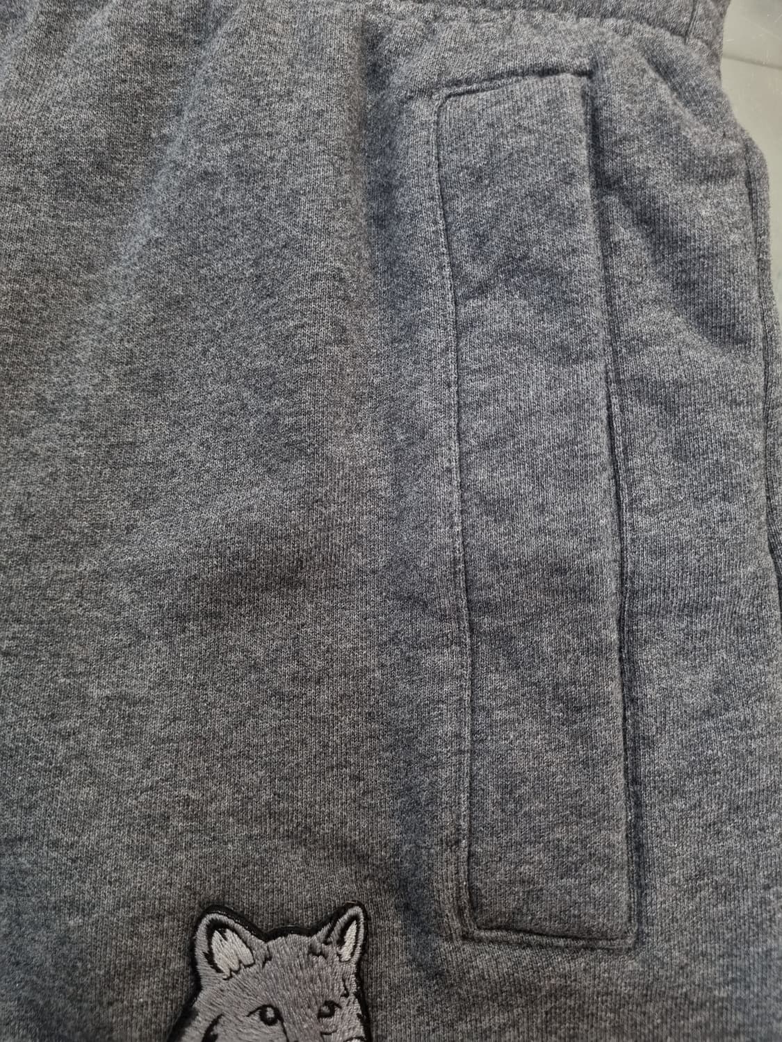 메종키츠네 폭스 헤드 스웻 쇼츠 그레이 M 상품이미지4