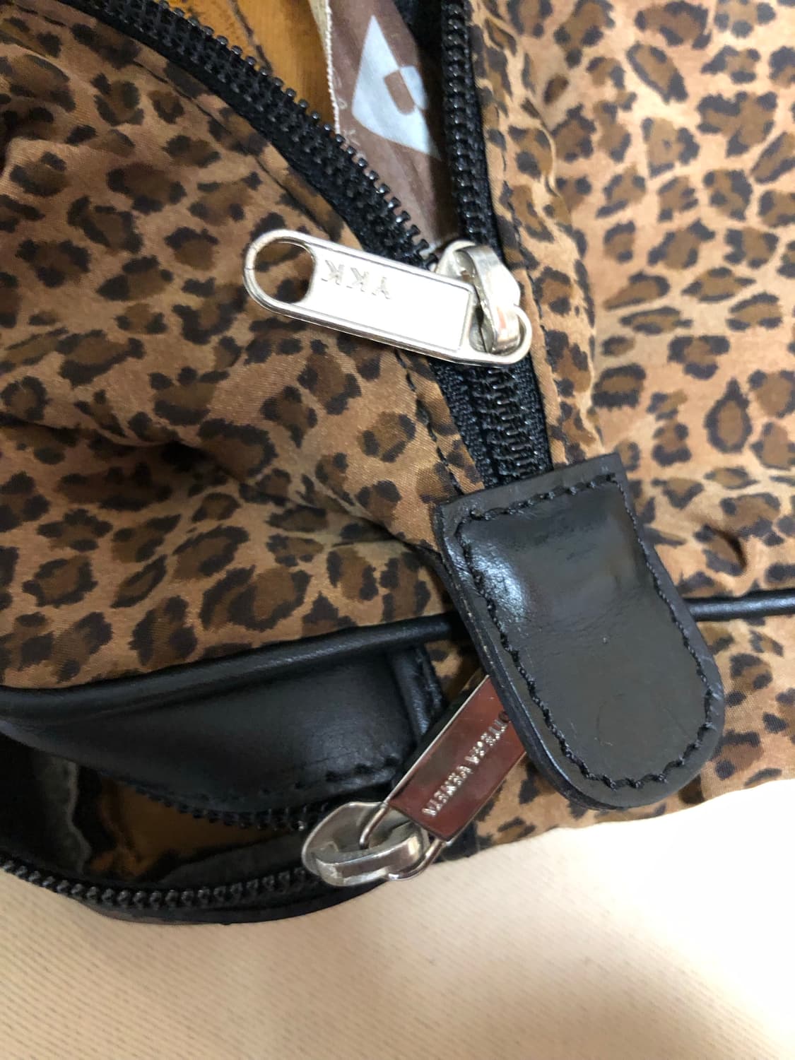 보테가베네타 레오파드 더플백 상품이미지9