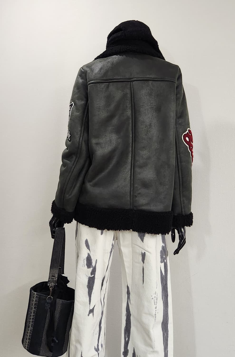 패치 무스탕점퍼 상품이미지7