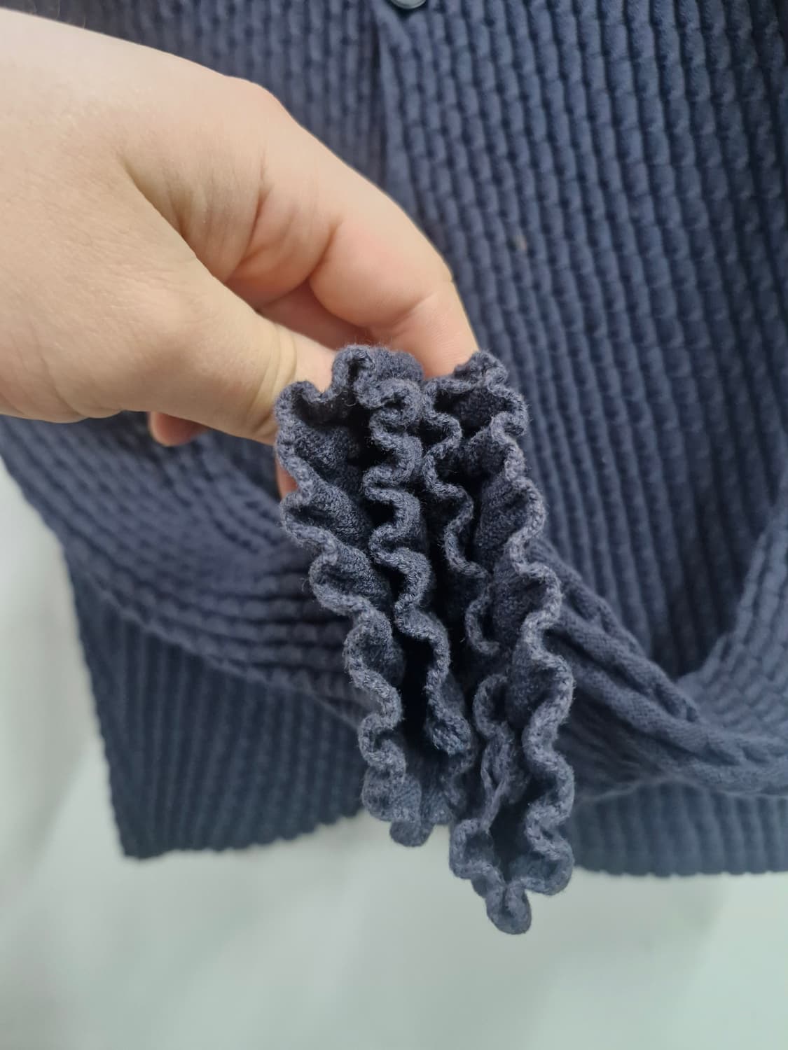 105XL 엠포리오아르마니 골지 니트 가디건. 상품이미지4