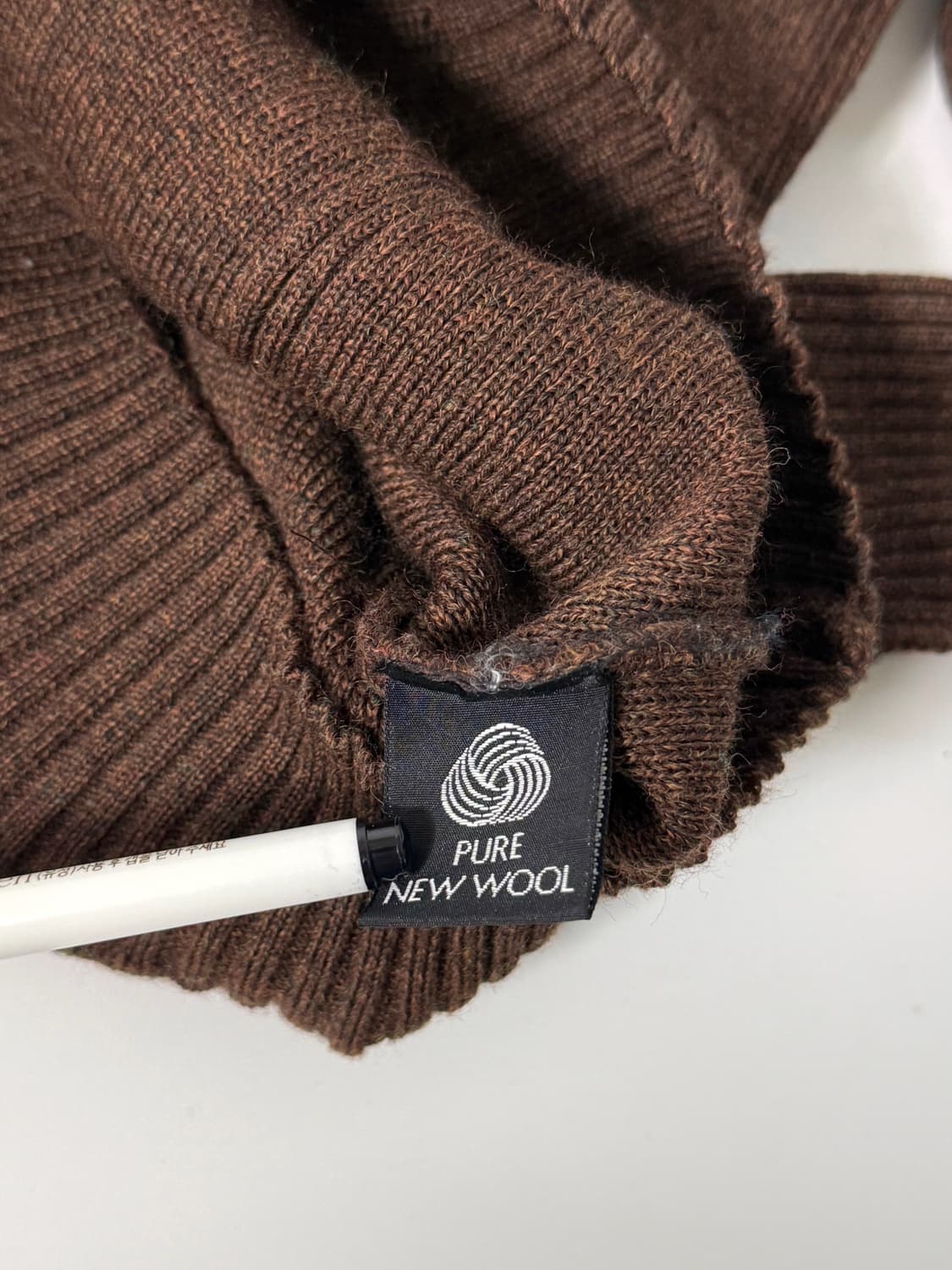 버버리 90‘s 루즈핏 딥브라운 코만도 울 니트 상품이미지8