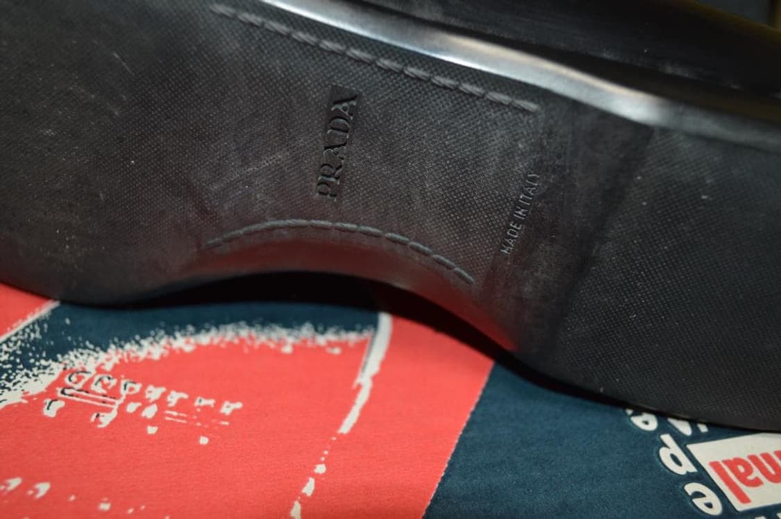 프라다 스퀘어토 버클 로퍼 상품이미지7