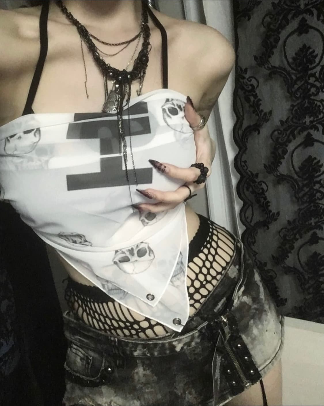 SMH shakingmyhead Skull eyelet scarf 상품이미지1