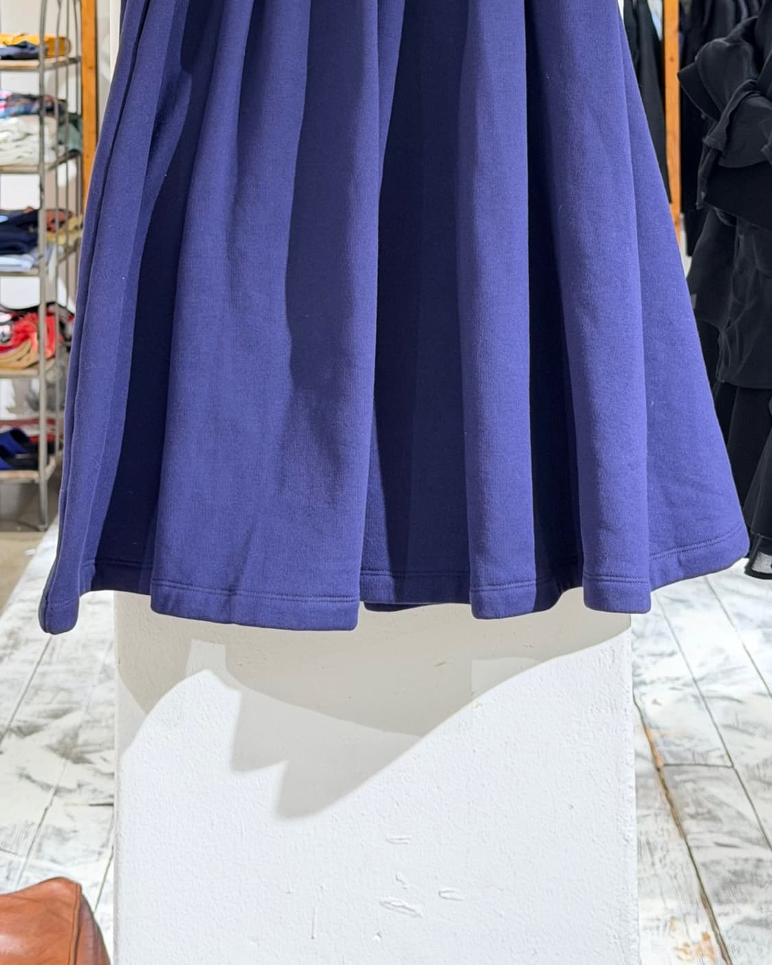 마르니 네이비 기모 플레어 스커트 상품이미지3