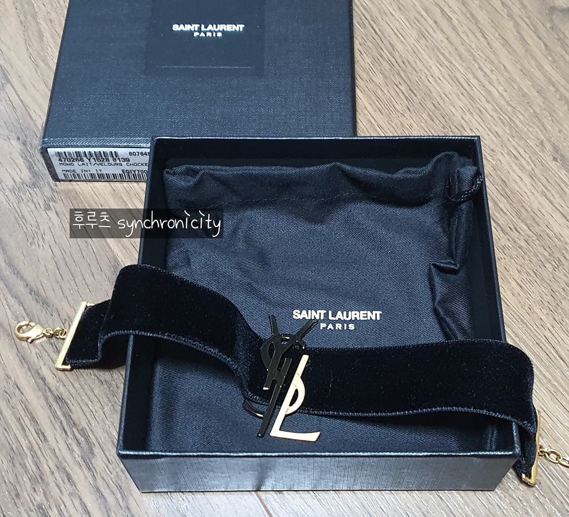 생로랑 모노그램 로고 벨벳 초커 목걸이 상품이미지4