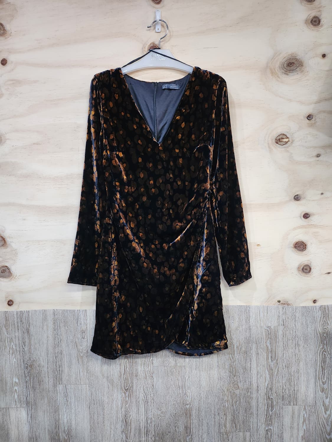 156) ZARA REF 벨벳 레오파드 랩원피스 상품이미지1