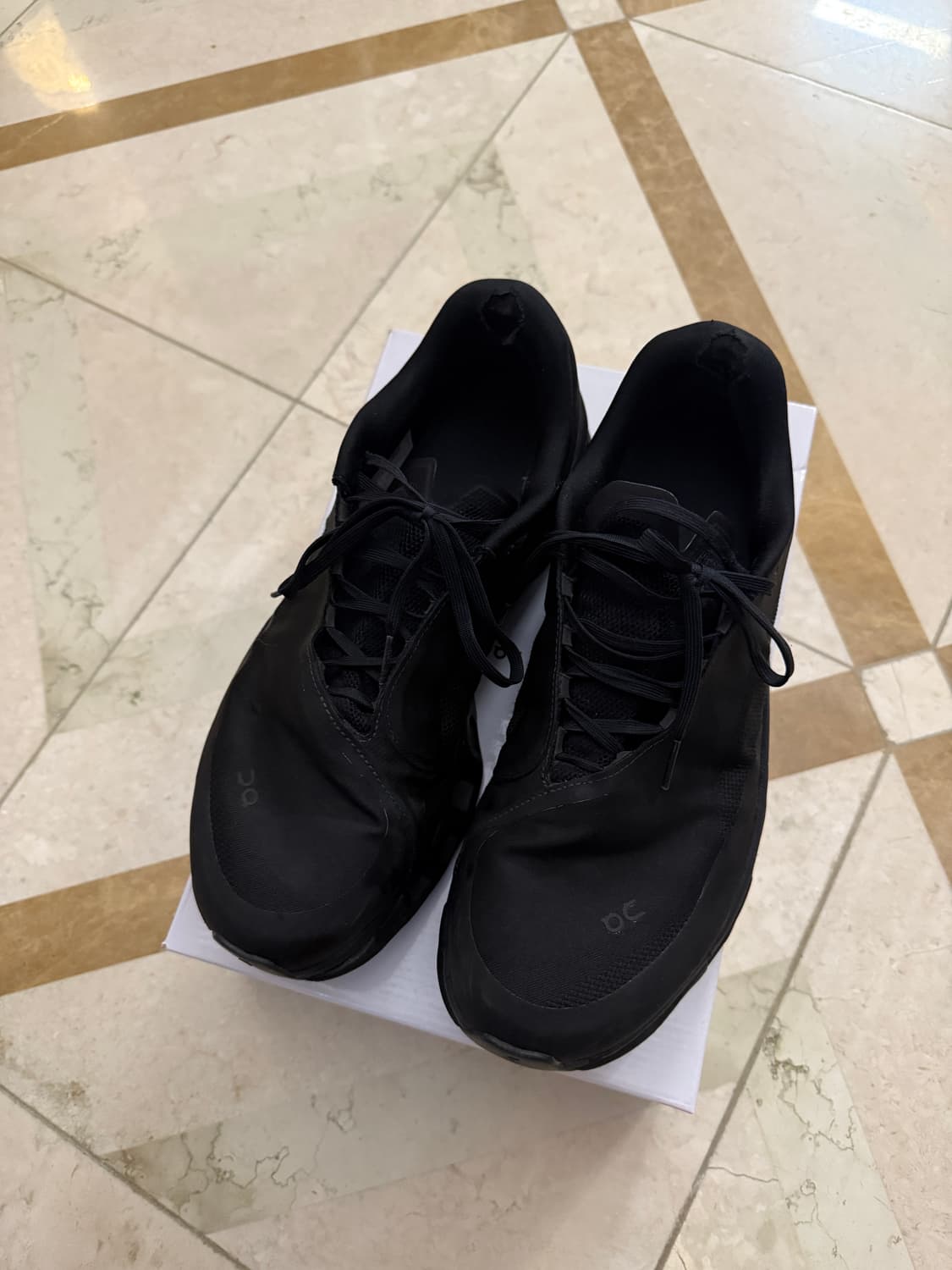 [290] 온러닝 파프 클라우드몬스터2 블랙 마그넷 상품이미지1