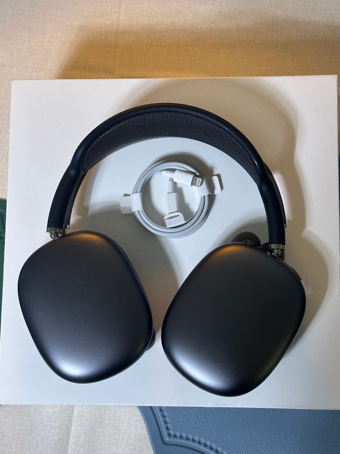 에어팟 맥스 스페이스 그레이 상품이미지1