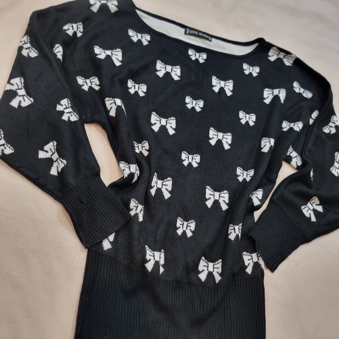 화이트 리본 올오버 니트 롱탑 상품이미지4