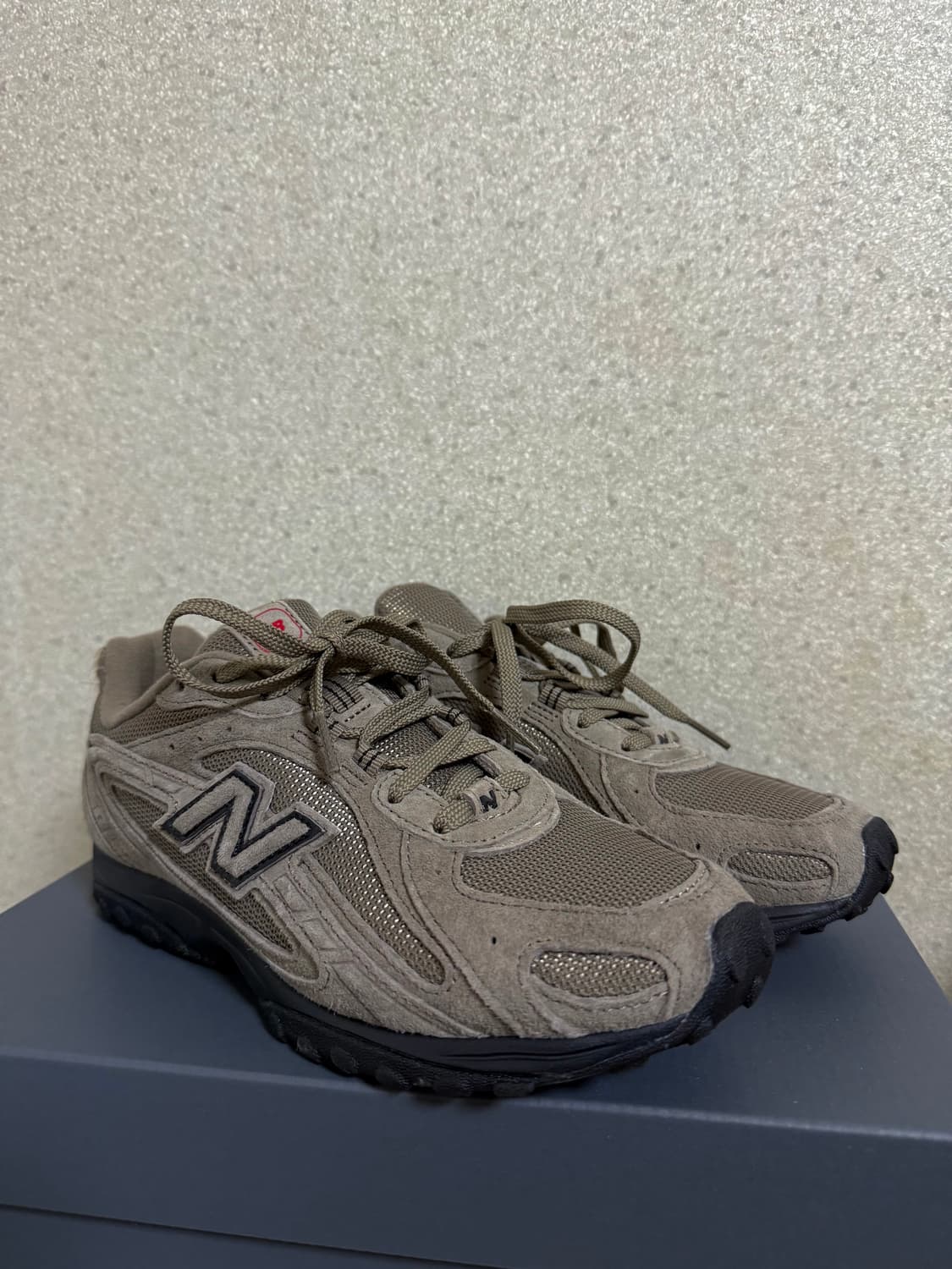 뉴발란스 204L 240 새상품급 상품이미지2