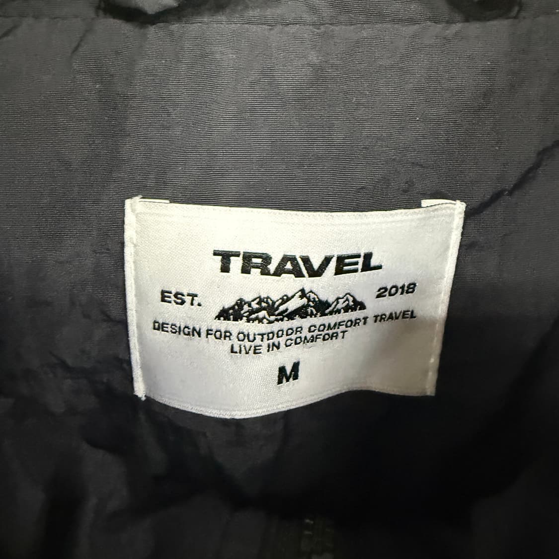 (M)트래블 TRAVEL 스몰로고 우븐 바람막이자켓(블랙) 상품이미지2