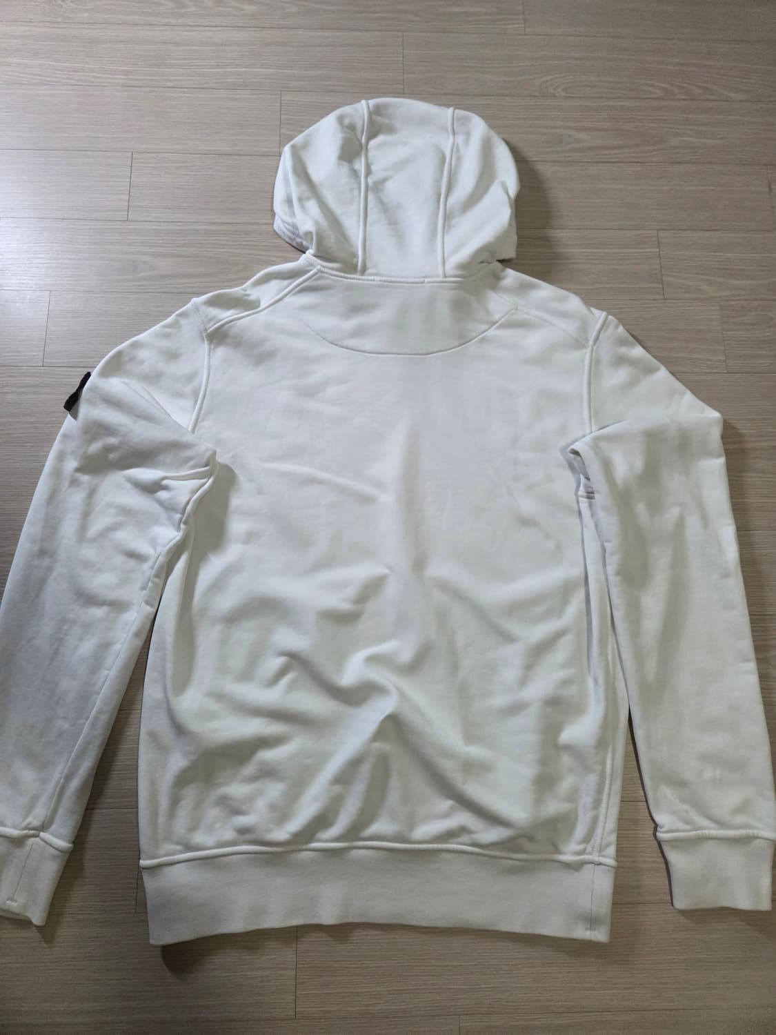 스톤아일랜드 와펜 코튼 플리스 신형 후드티 상품이미지2