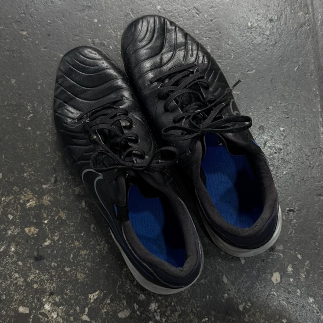 275 나이키 티엠포 10 레전드 풋살화 상품이미지2