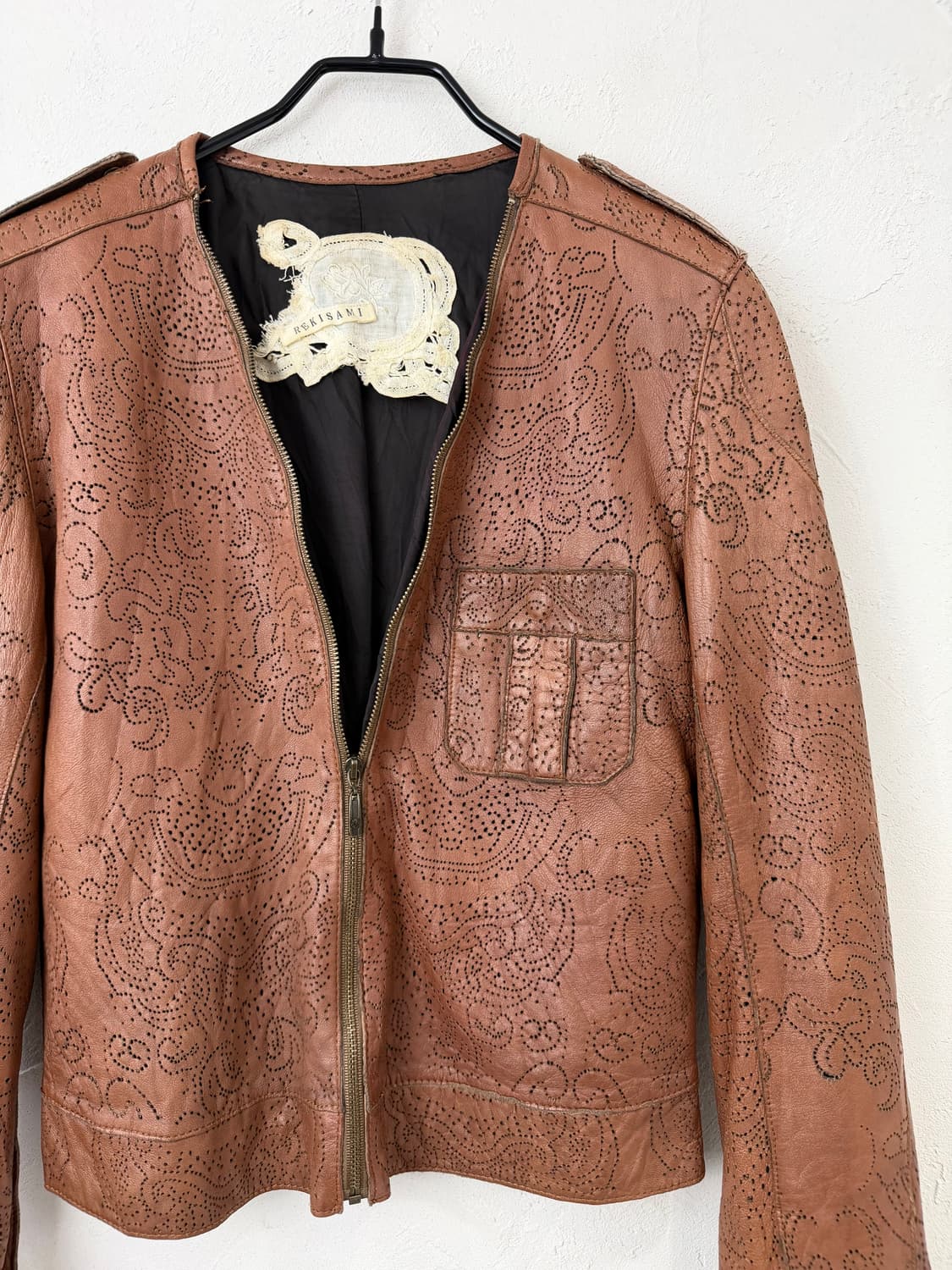 REKISAMI 펀칭 레더 자켓 상품이미지2