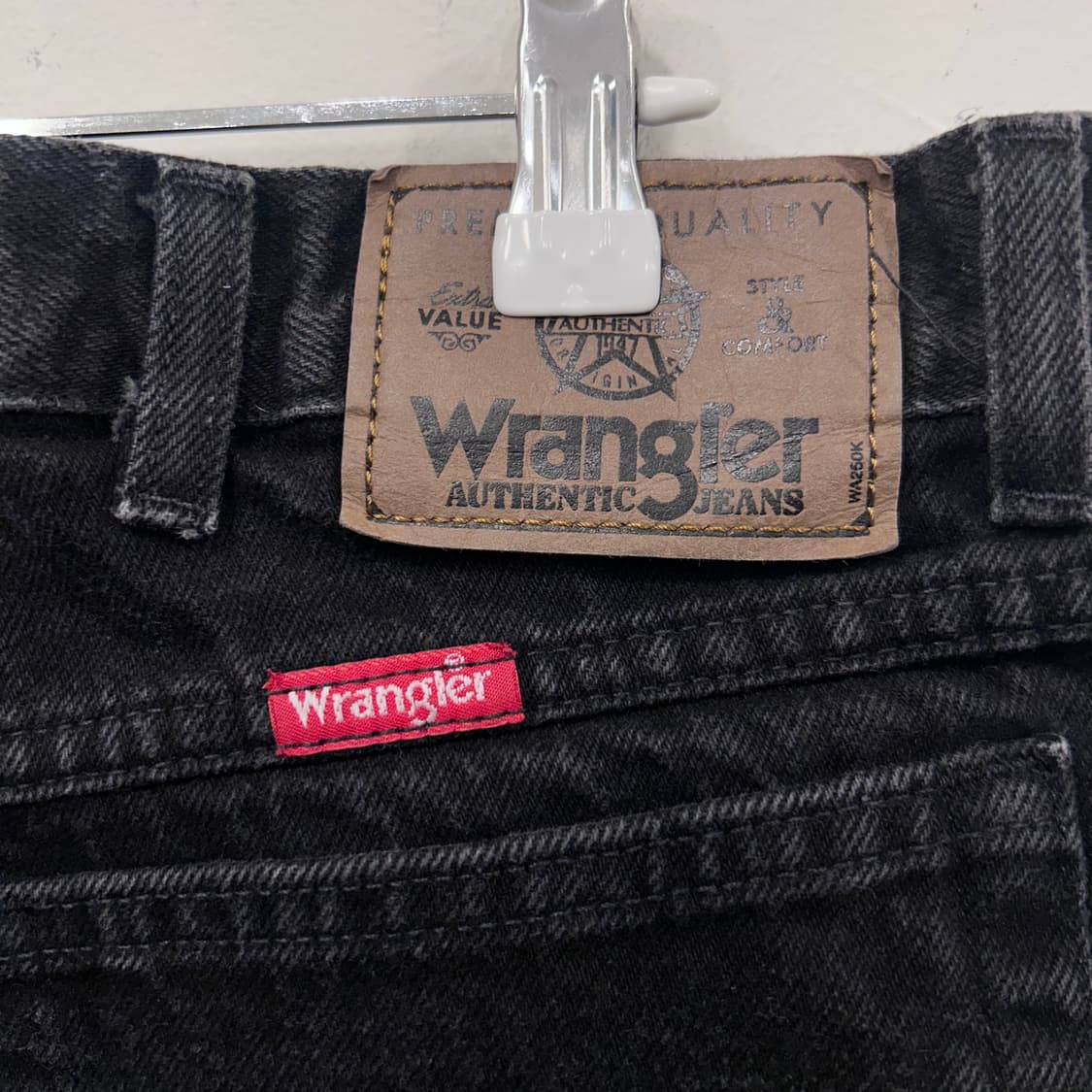 랭글러 레귤러핏 컴포트 블랙 데님팬츠 상품이미지4