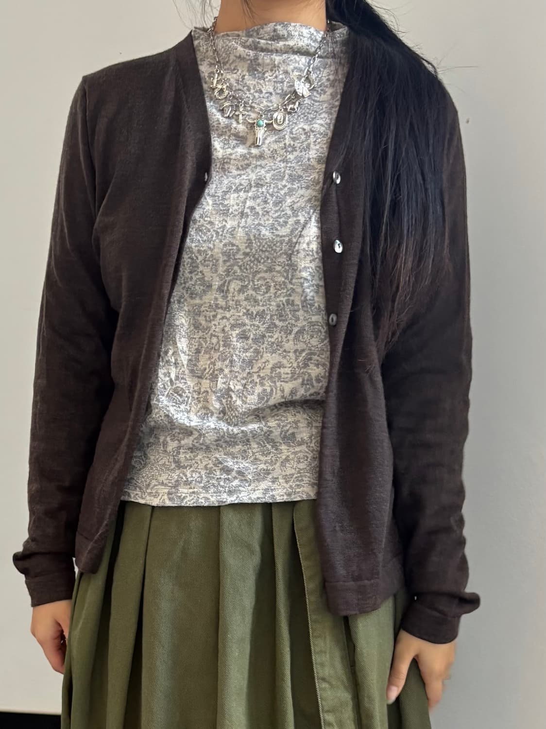 그레이 플라워 긴팔티 상품이미지2