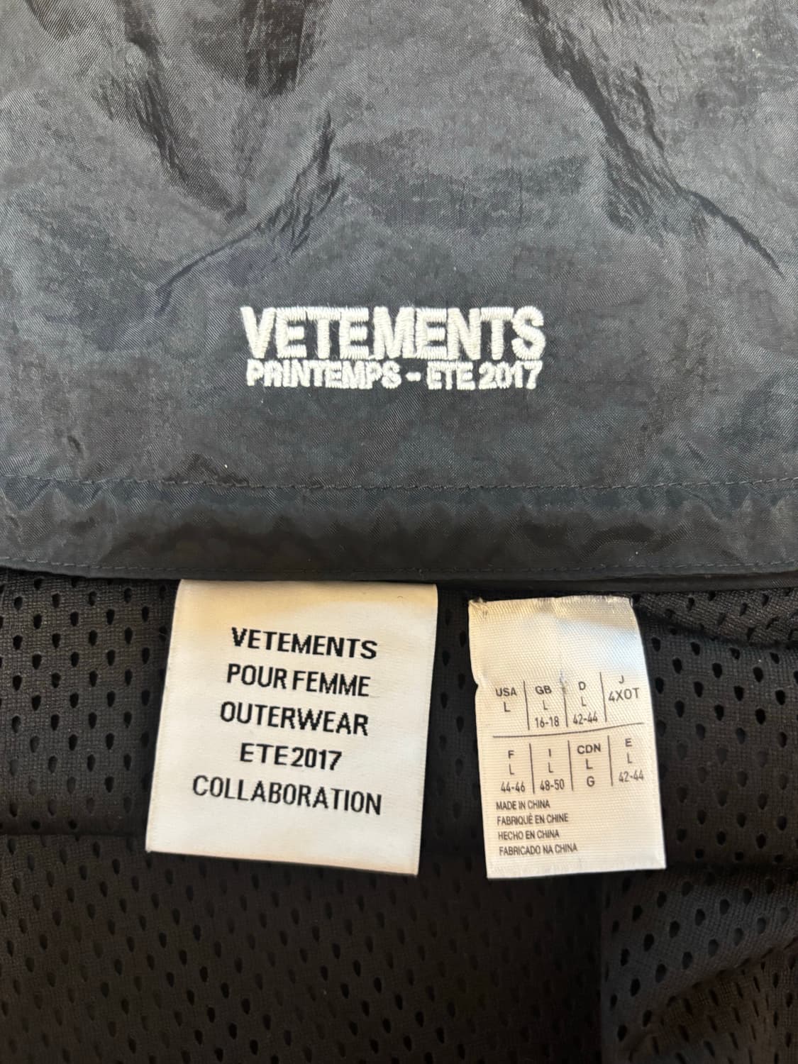 베트멍 리복 트랙자켓 L 상품이미지4