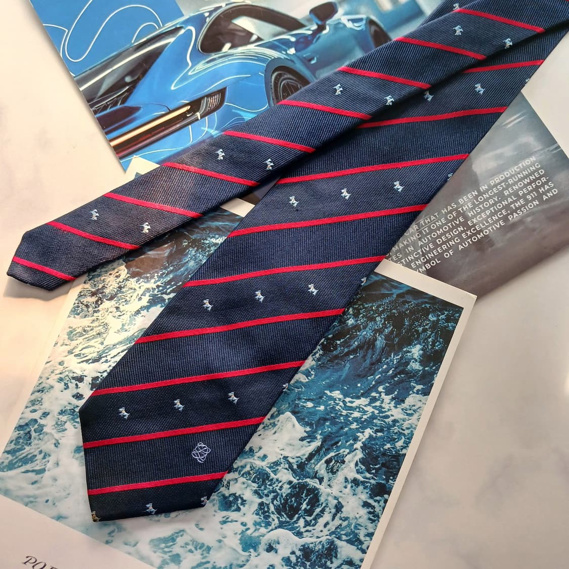 루이까또즈 실크 네이비 스트라이프 넥타이 8.1cm A등급 A18768
 상품이미지3