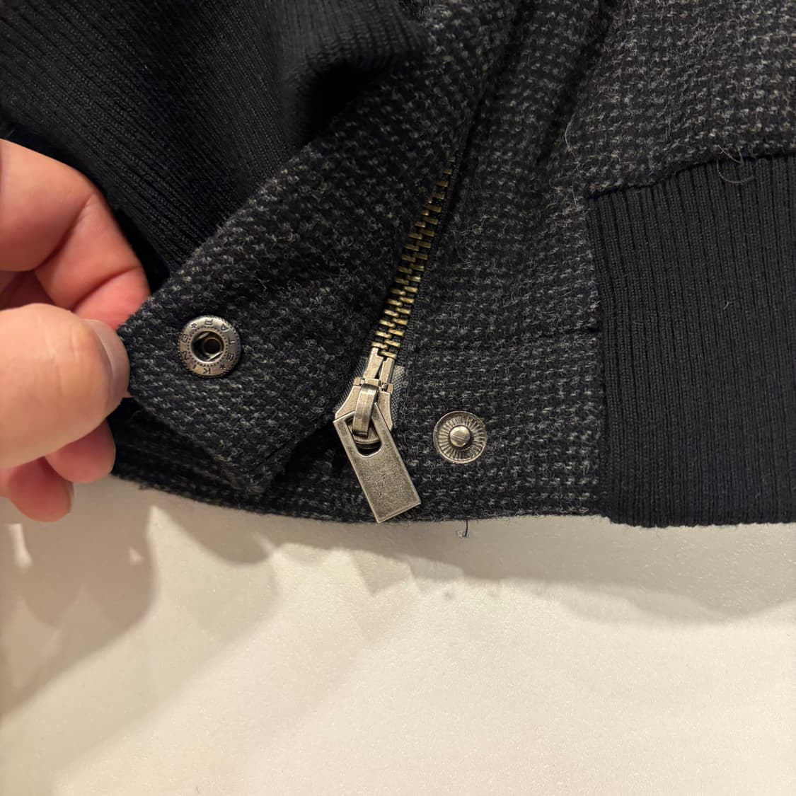 [2] 09FW Theory 띠어리 울 블랙 봄버 자켓 D912 상품이미지7