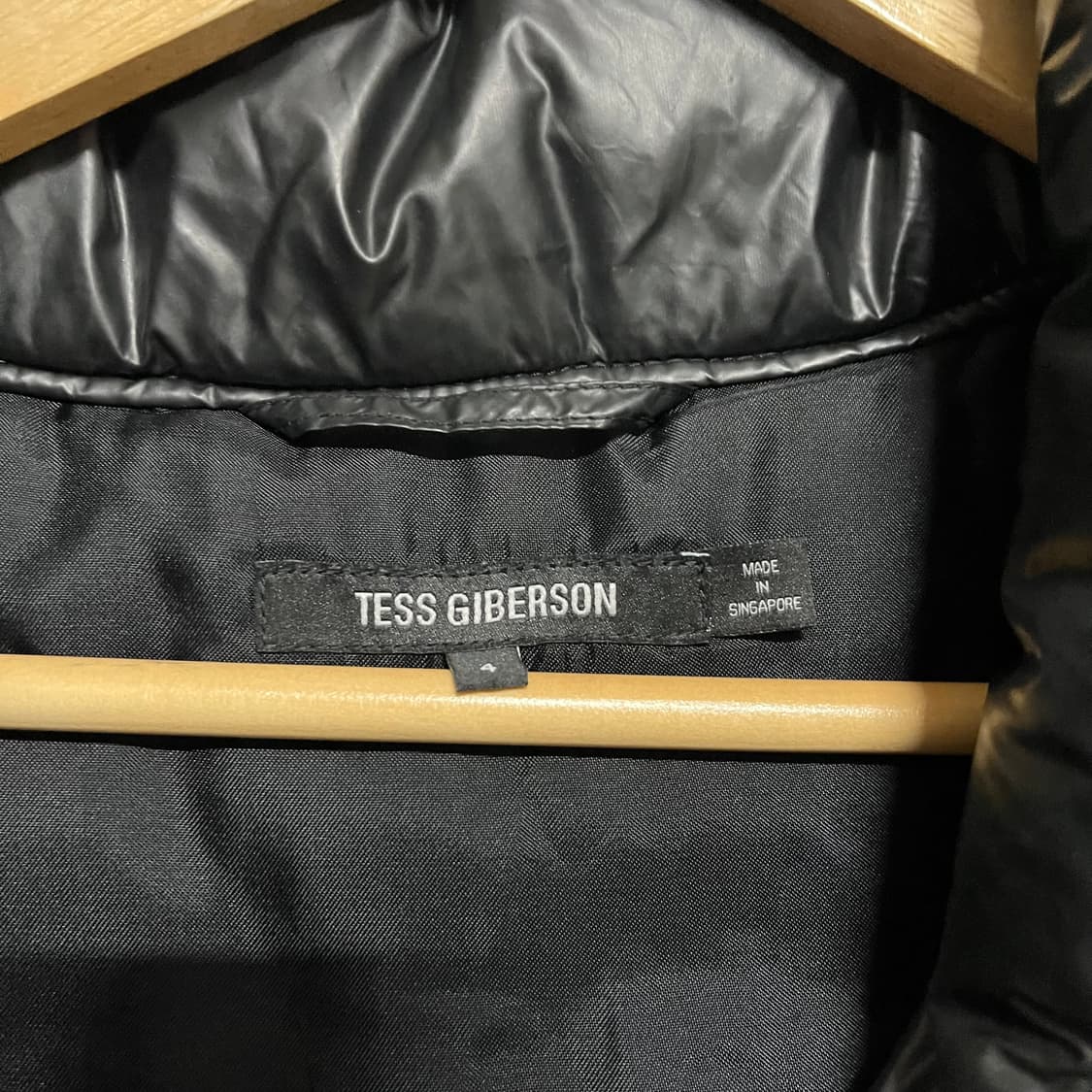 Tess Giberson 검정색 패딩 조끼 상품이미지4