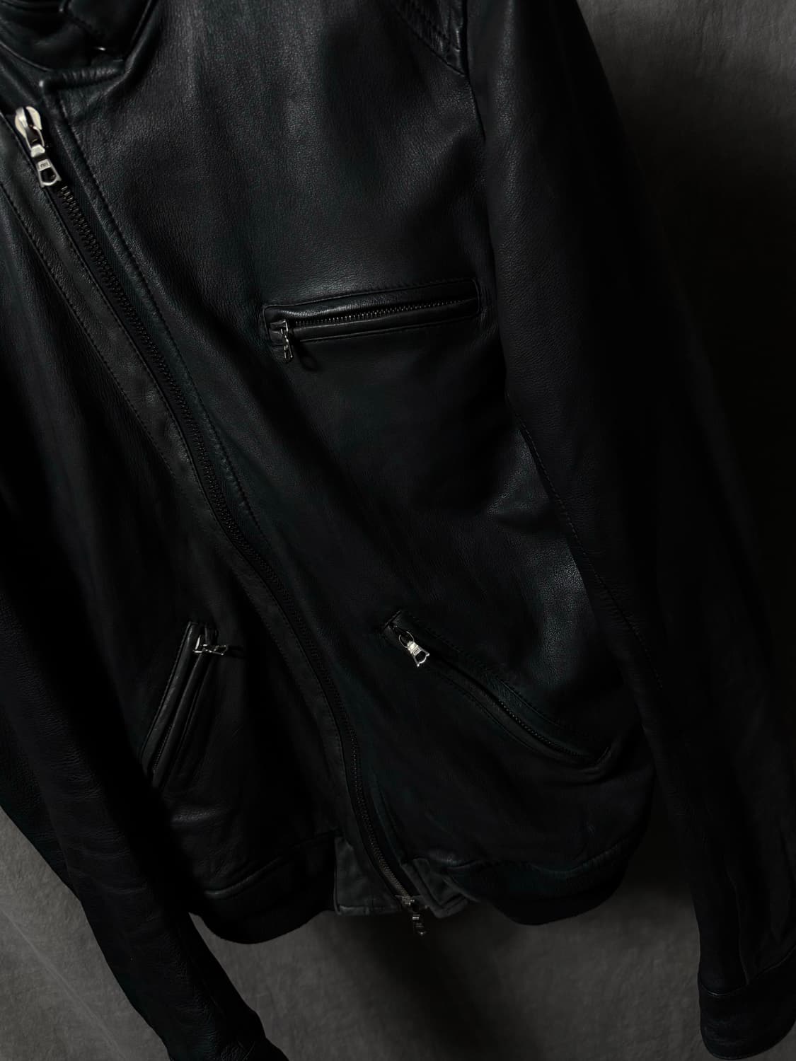 The Viridi Anne Deerskin Asymmetric 상품이미지8