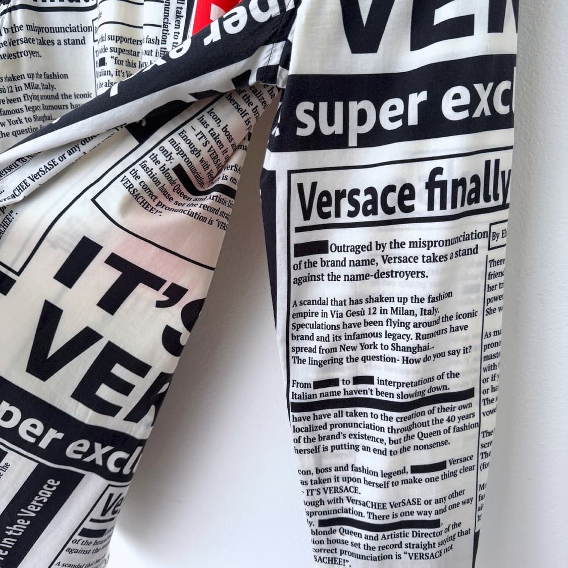 베르사체 빈티지 뉴스 페이퍼 프린트 긴팔 셔츠 존 갈리아노 상품이미지6