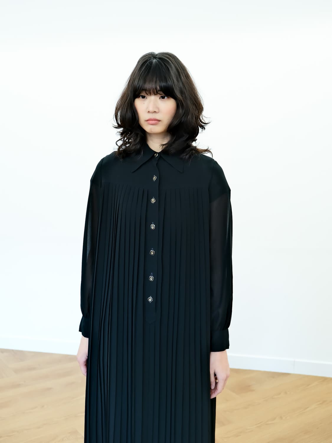 블랙 플리츠 미디 원피스 90  상품이미지1