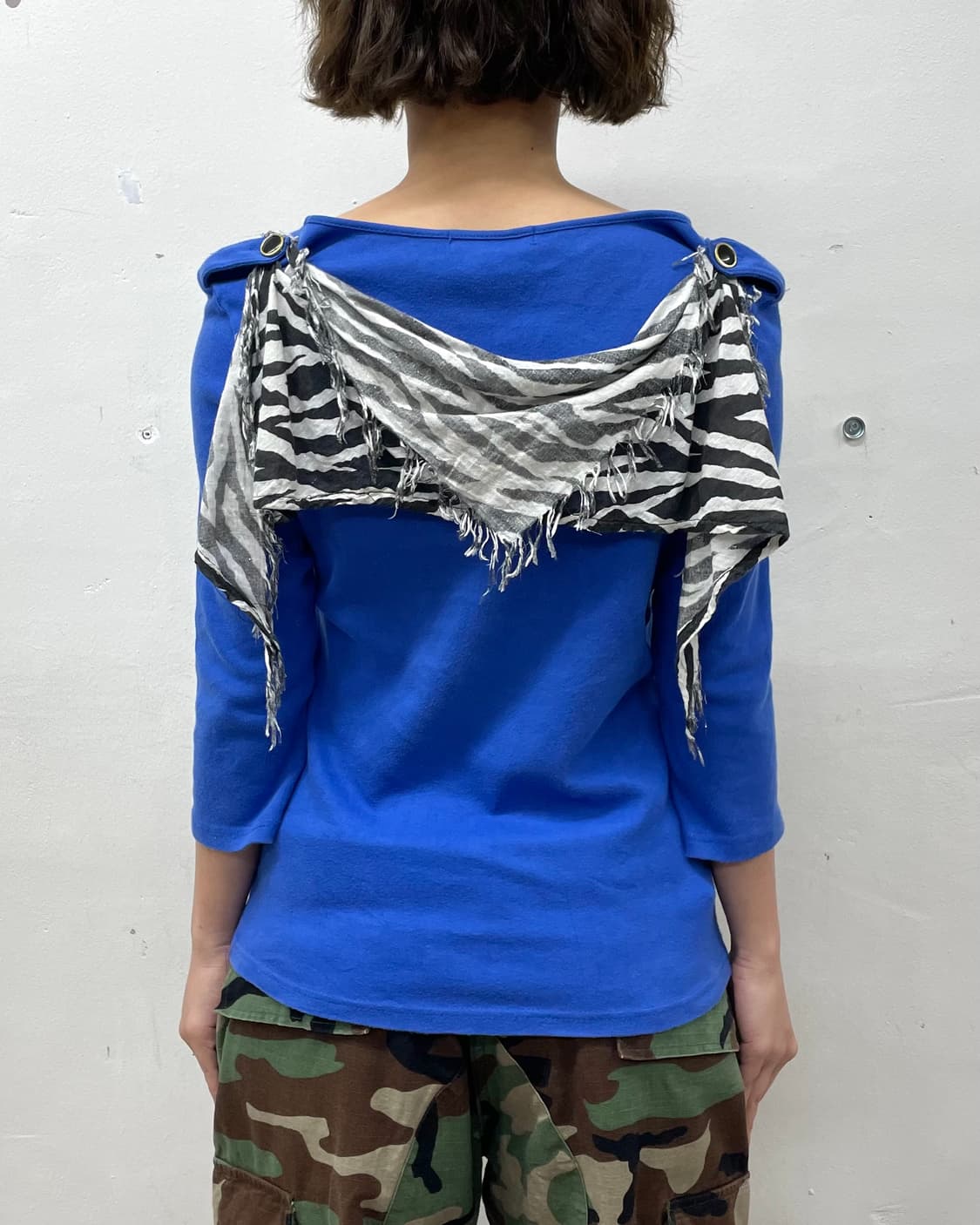 Zebra Shoulder Blue Half Sleeve 상품이미지3
