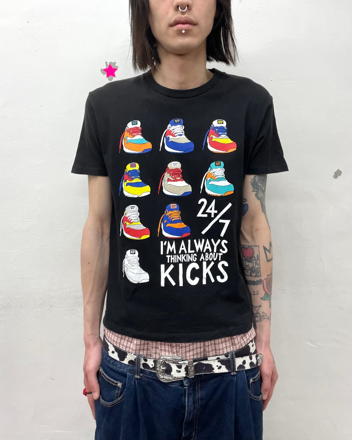 Multi Sneakers Black T-Shirt  상품이미지1