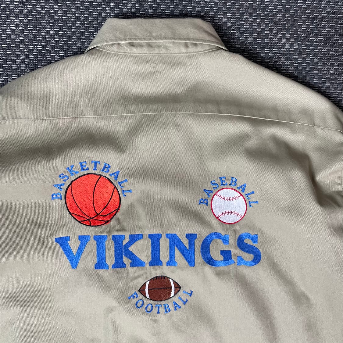 디키즈 미네소바 바이킹스로고 베이지 워크셔츠 L 상품이미지4