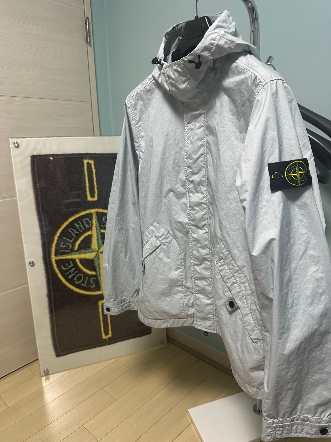 스톤아일랜드 25ss 멤브라나 L 스카이블루 매장판 상품이미지1